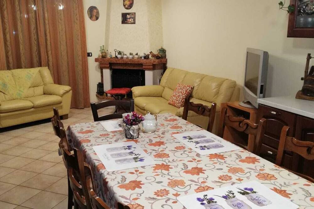 Photo of Kitchen in Santa Venerina
