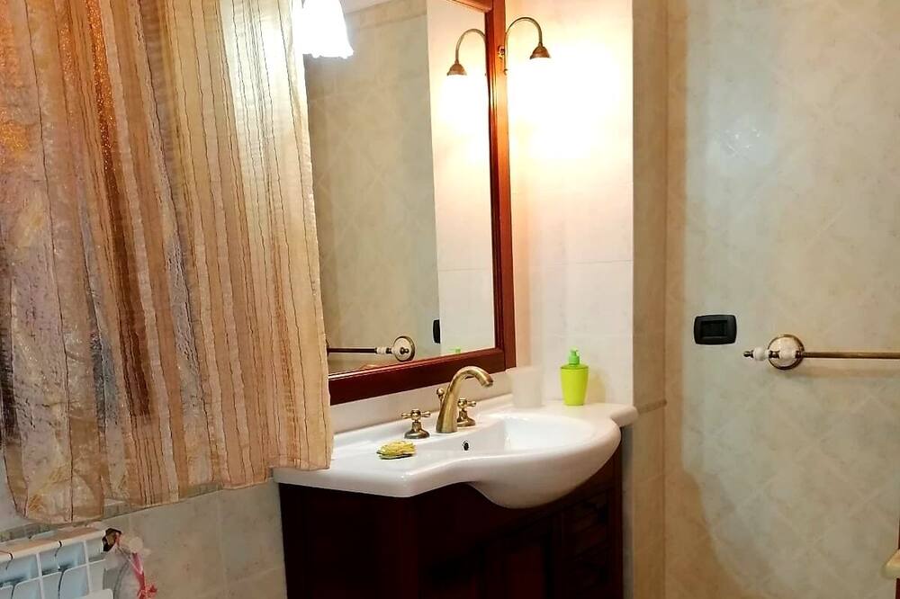 Photo of Bathroom in Santa Venerina