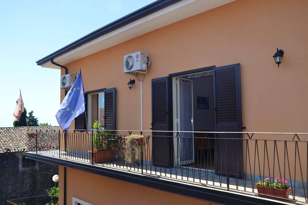 Photo of Others in Nicolosi