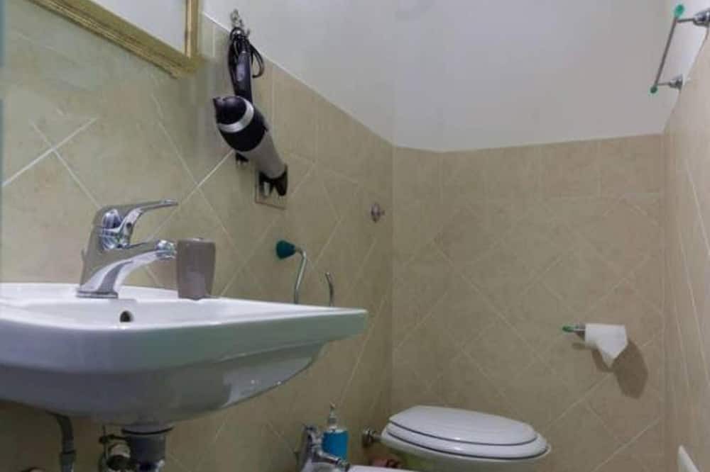 Photo of Bathroom in Castelbuono