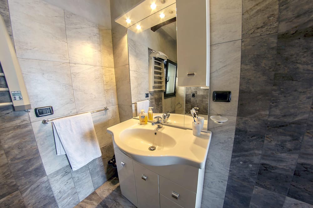 Photo of Bathroom in Capo Mulini