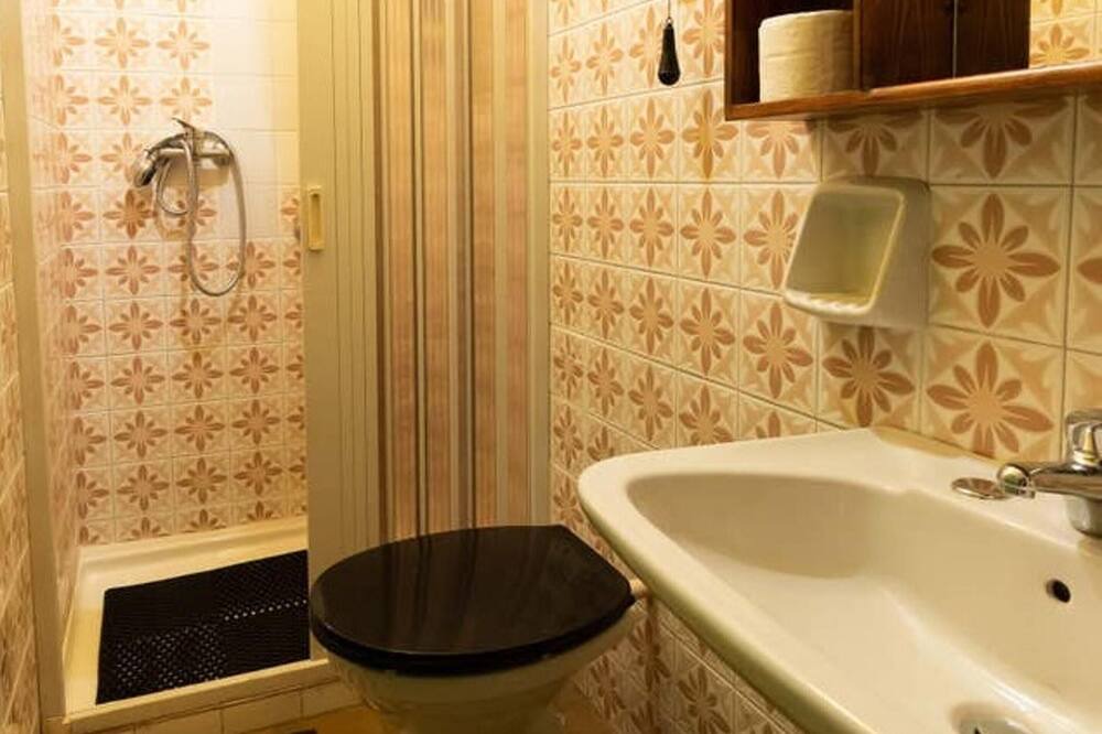 Photo of Bathroom in Castelbuono