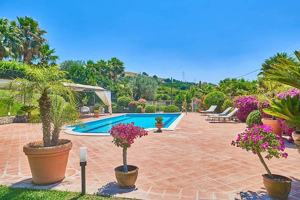 Photo of Outdoor in Lentini