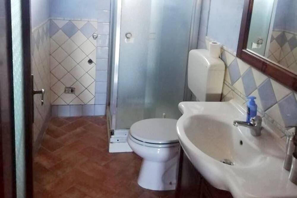 Photo of Bathroom in Caltanissetta
