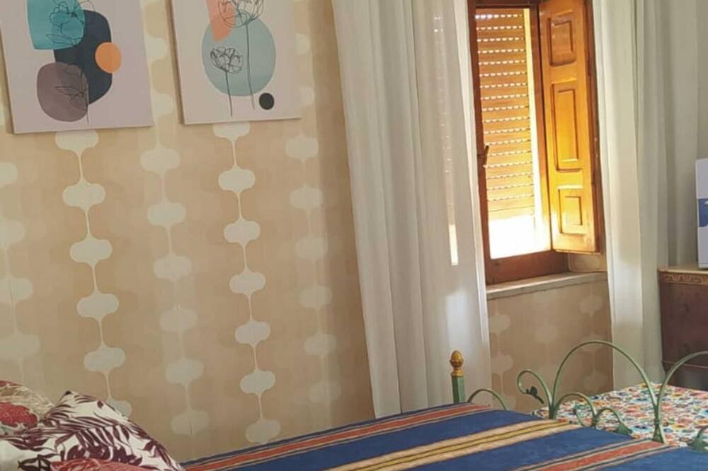 Photo of Bedroom in Pollina