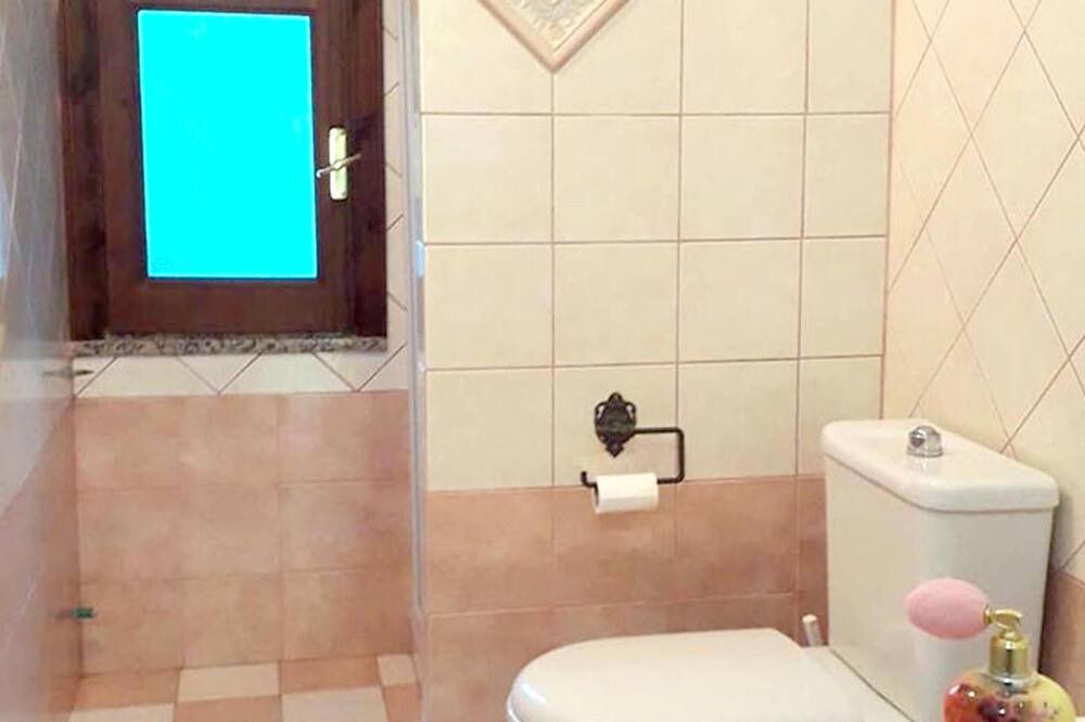 Photo of Bathroom in Motta Camastra