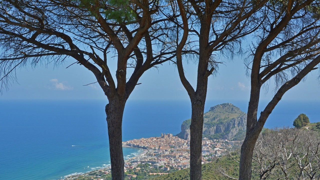 Photo of Others in Cefalu