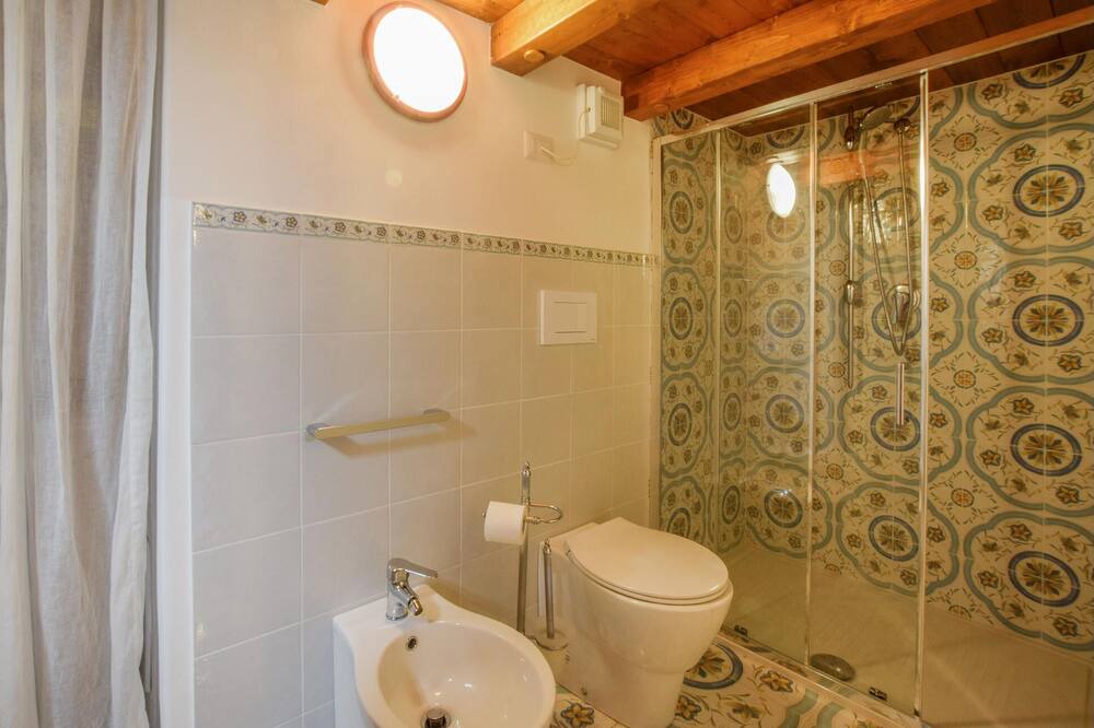 Photo of Bathroom in Lipari Historic Centre