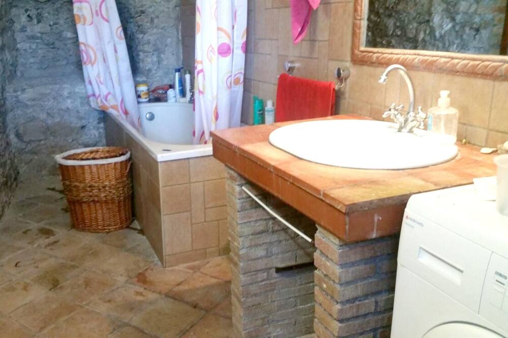 Photo of Bathroom in Castelmola