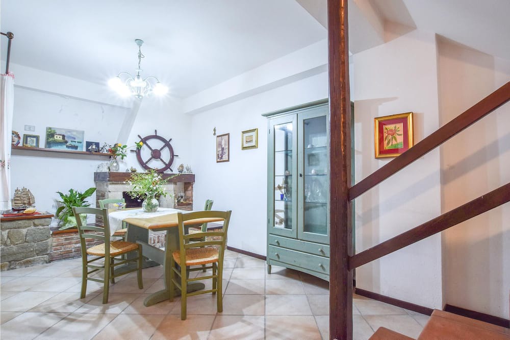 Photo of Bedroom in Barcellona Pozzo di Gotto