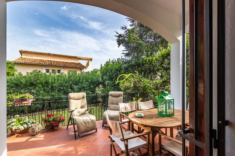 Photo of Patio Balcony in Fontane Bianche