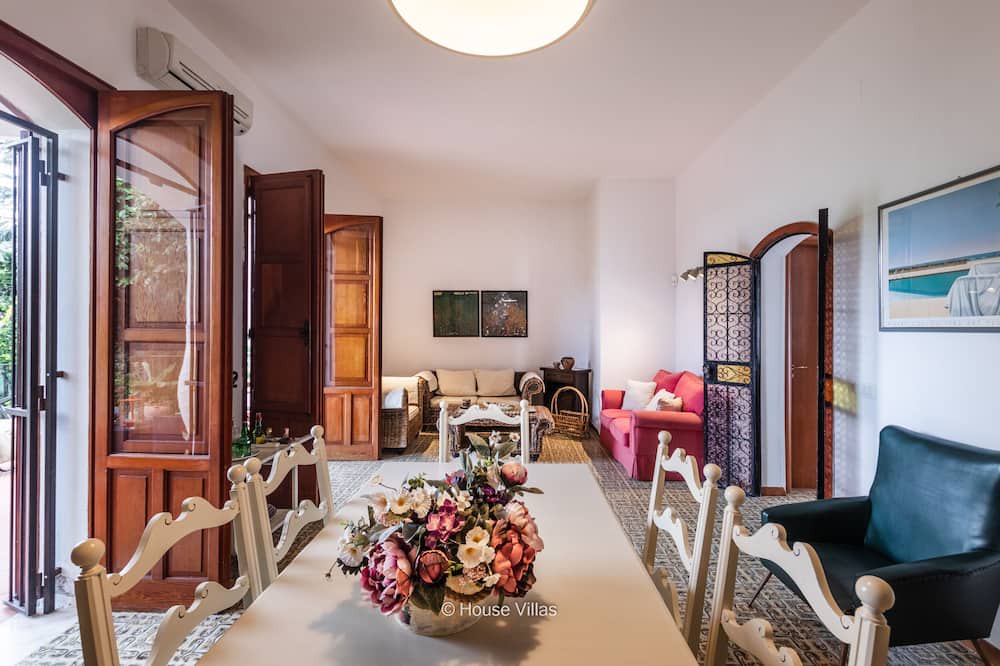 Photo of Livingroom in Fontane Bianche