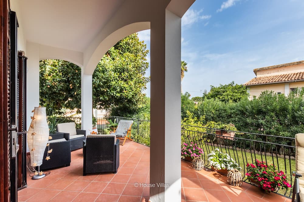 Photo of Patio Balcony in Fontane Bianche