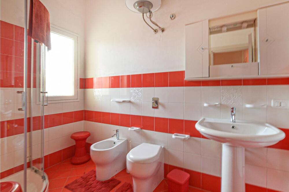 Photo of Bathroom in Granelli