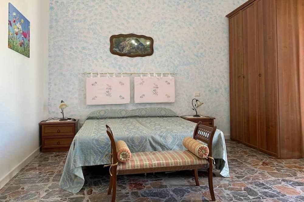 Photo of Bedroom in Malfa