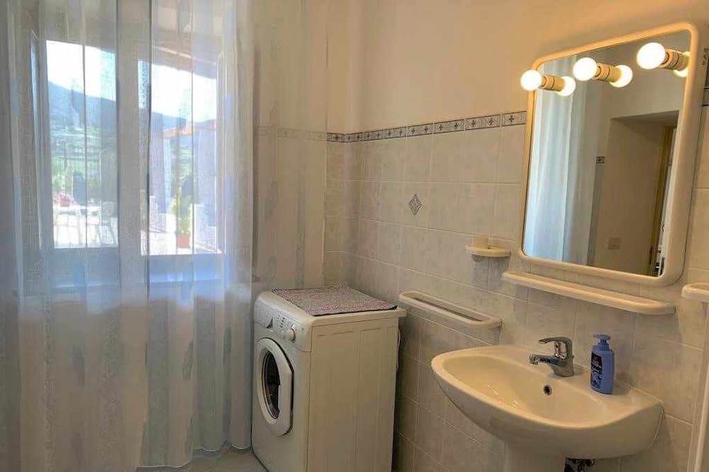 Photo of Bathroom in Malfa