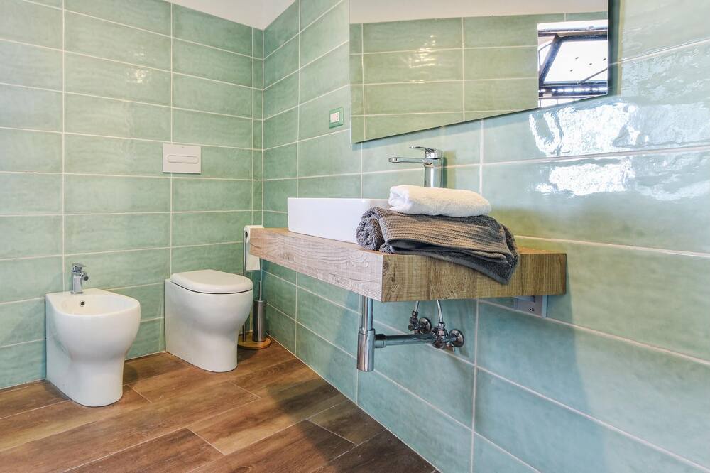 Photo of Bathroom in Zafferana Etnea