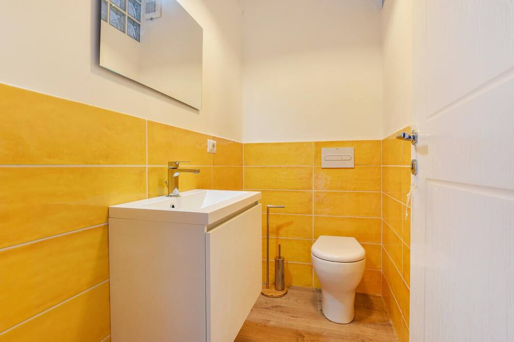 Photo of Bathroom in Zafferana Etnea