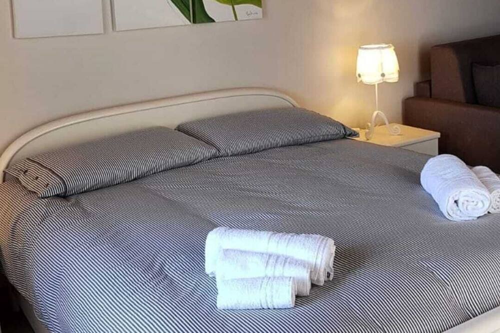 Photo of Bedroom in Capri Leone