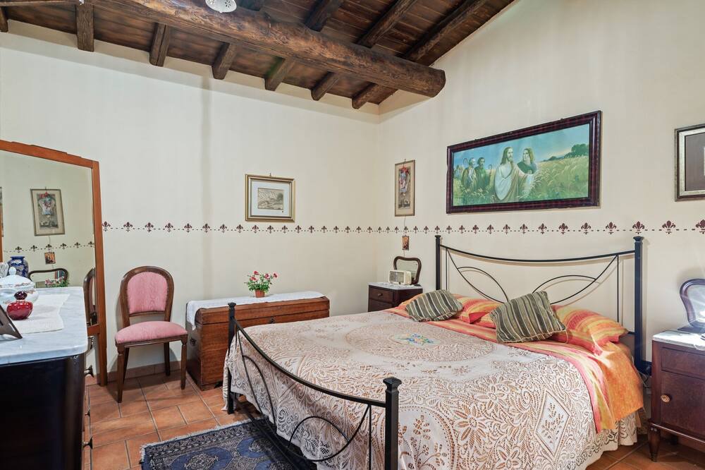 Photo of Bedroom in Maletto