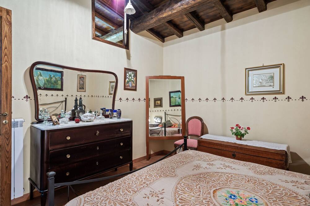 Photo of Bedroom in Maletto