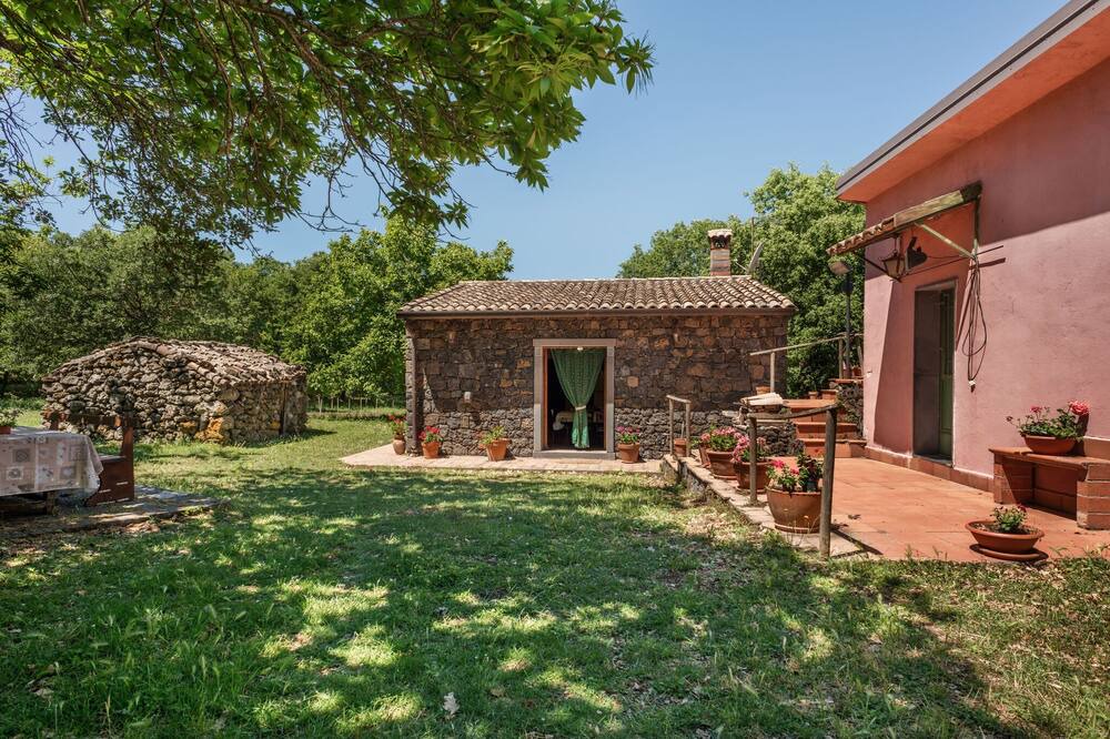 Photo of Outdoor in Maletto