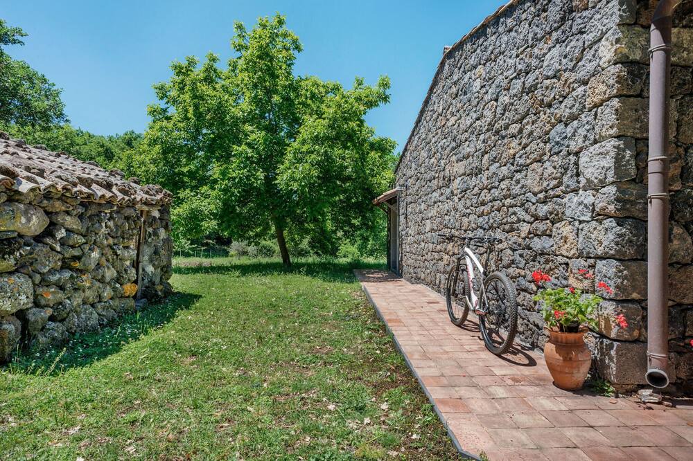 Photo of Outdoor in Maletto