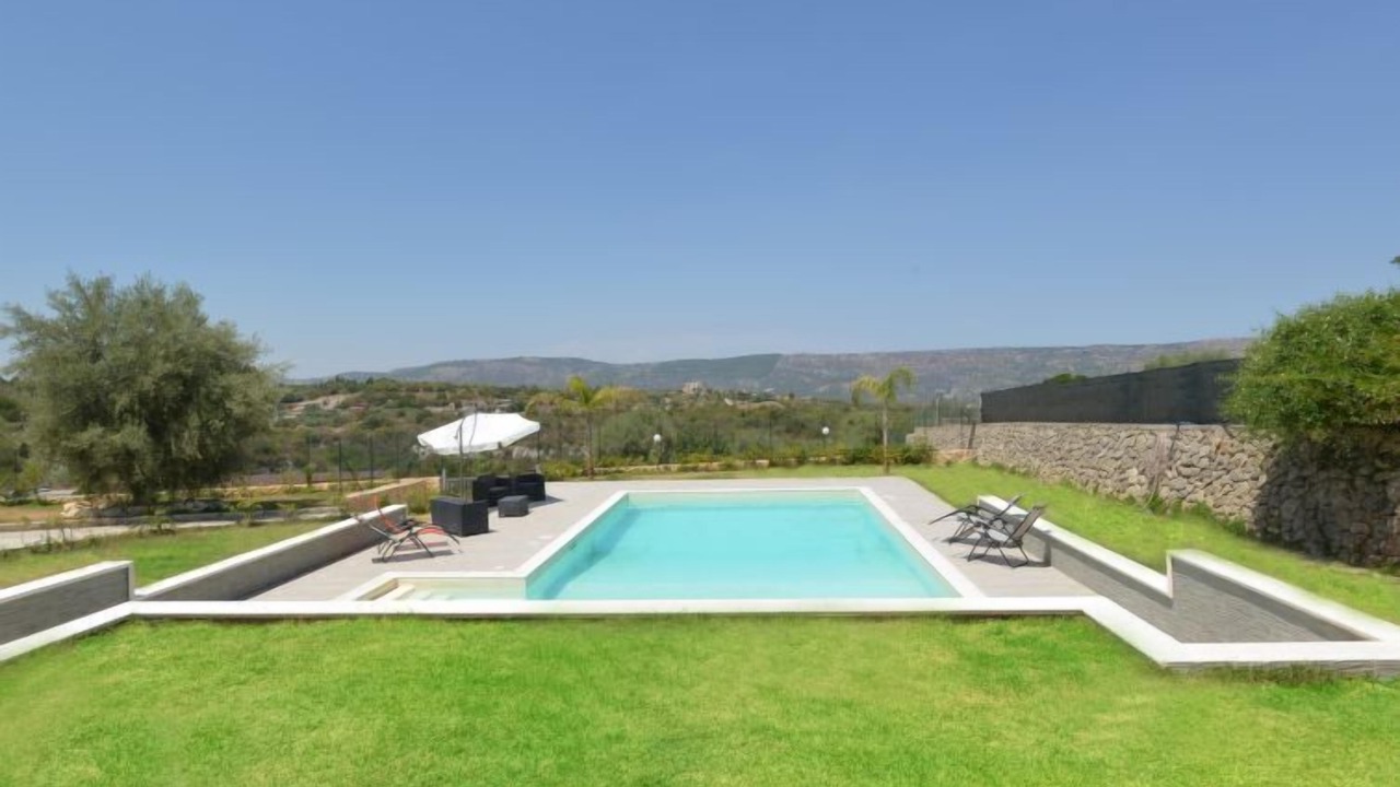 Photo of Outdoor in Solarino
