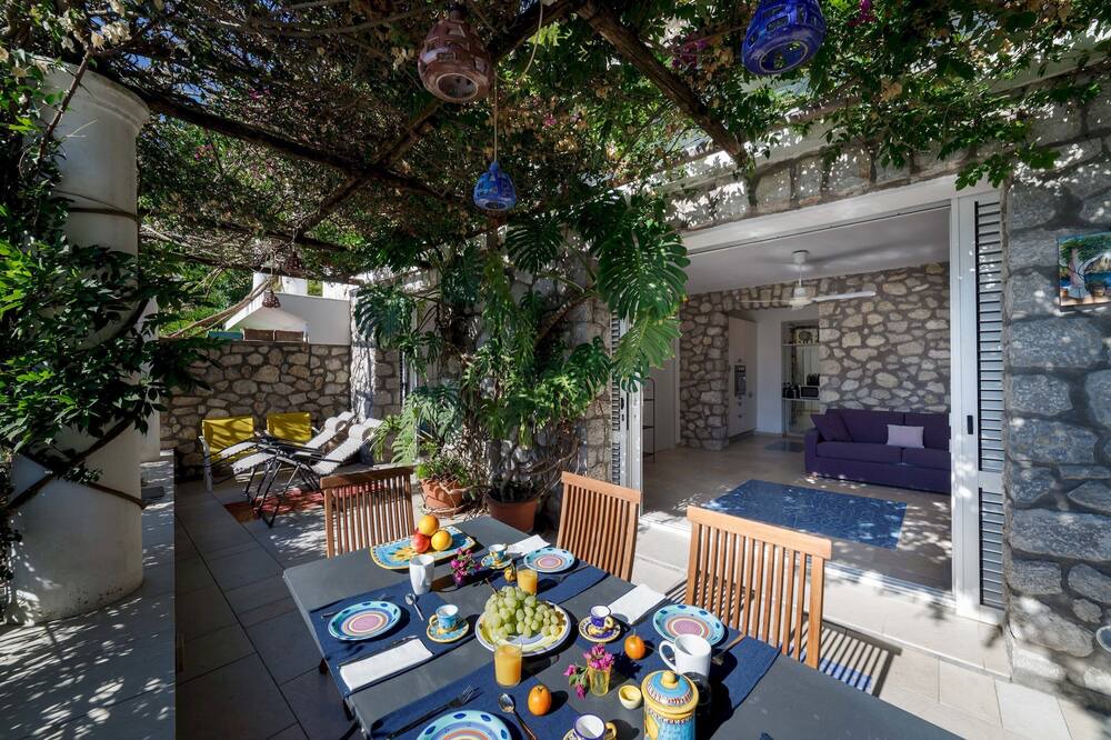 Photo of Patio Balcony in Marina Piccola