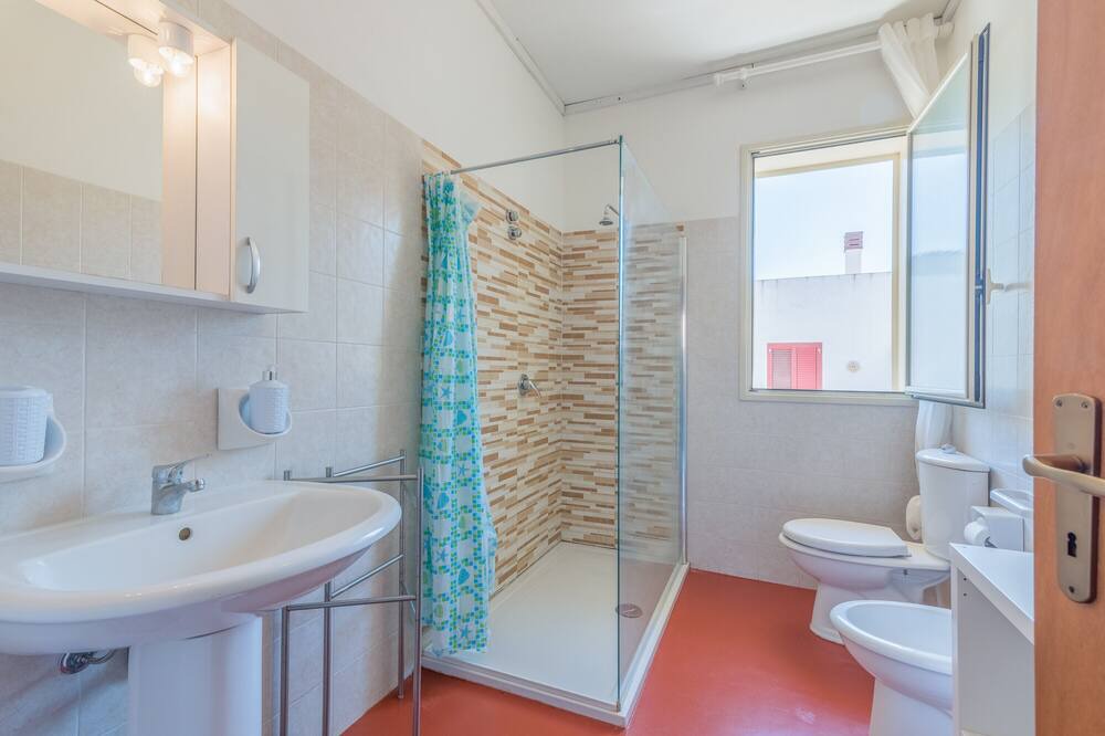 Photo of Bathroom in Noto Marina