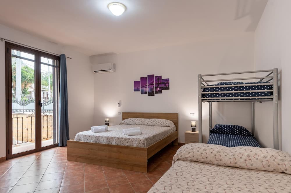 Photo of Bedroom in Cinisi