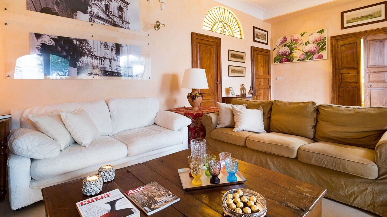 Photo of Livingroom in Milo