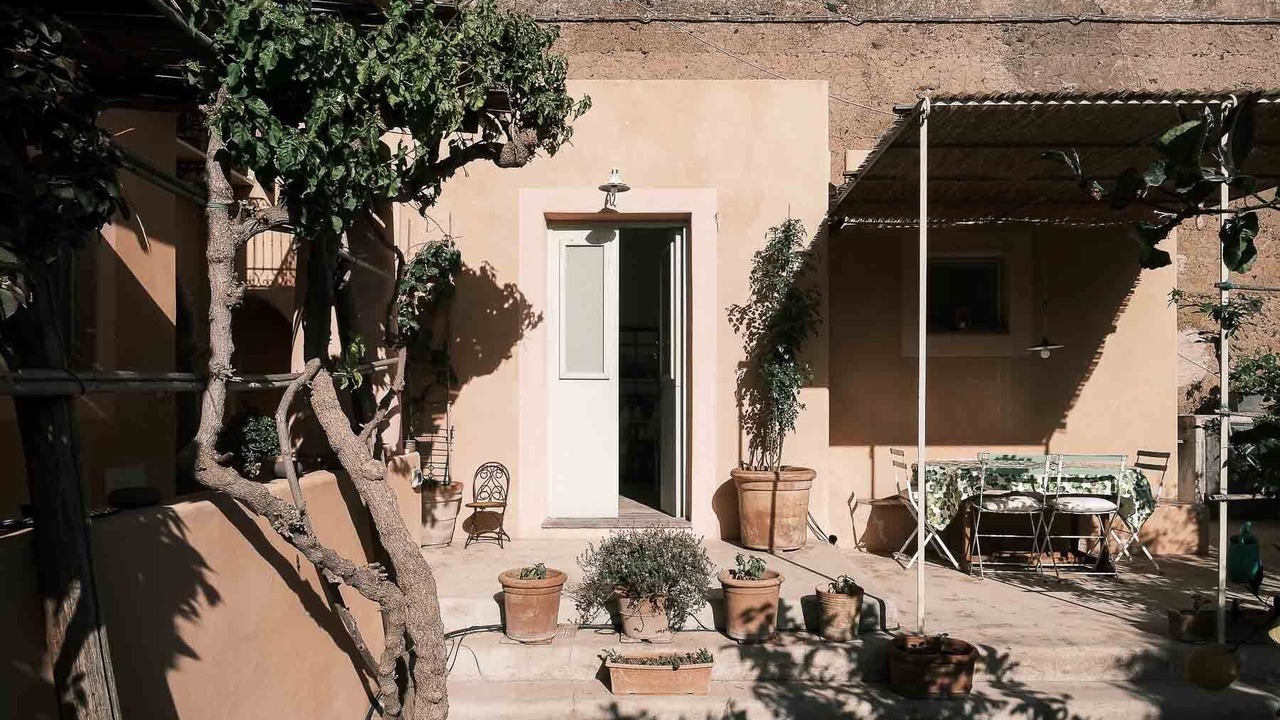 Photo of Patio Balcony in Leni