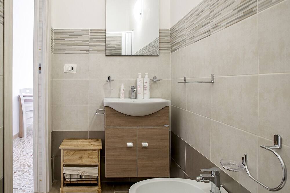 Photo of Bathroom in Noto