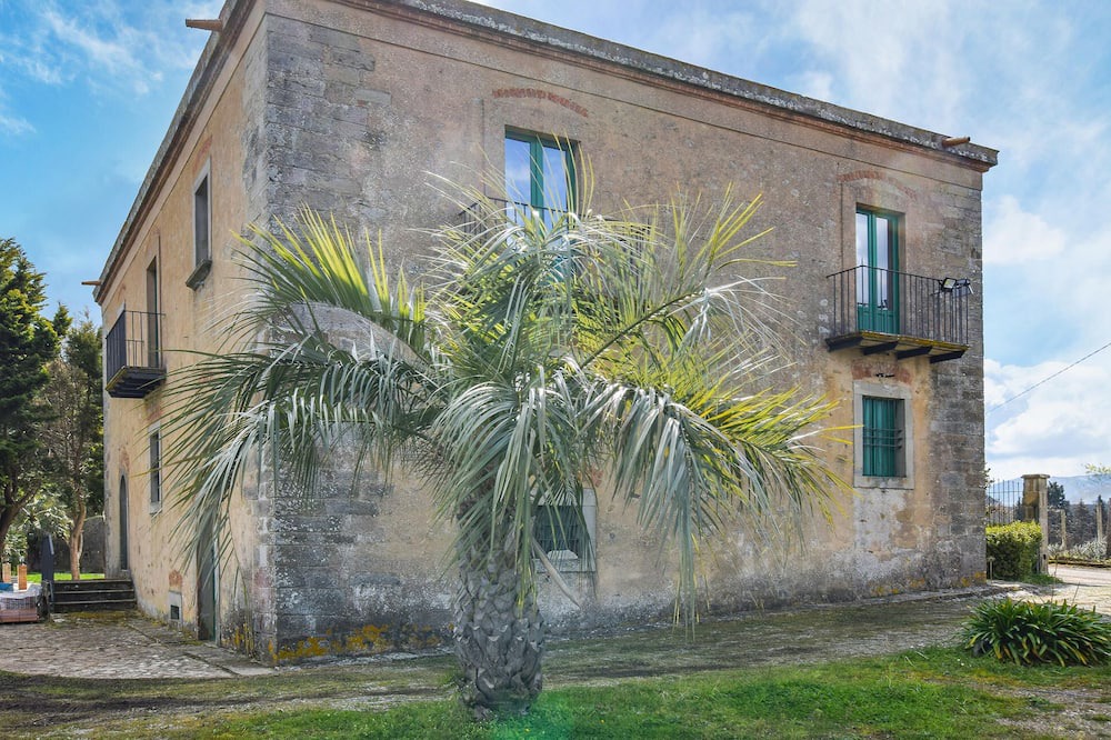 Photo of Outdoor in Ficarra