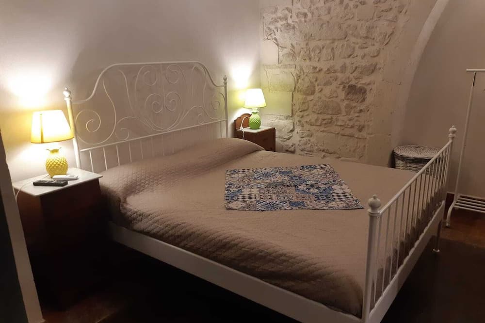 Photo of Bedroom in Ferla