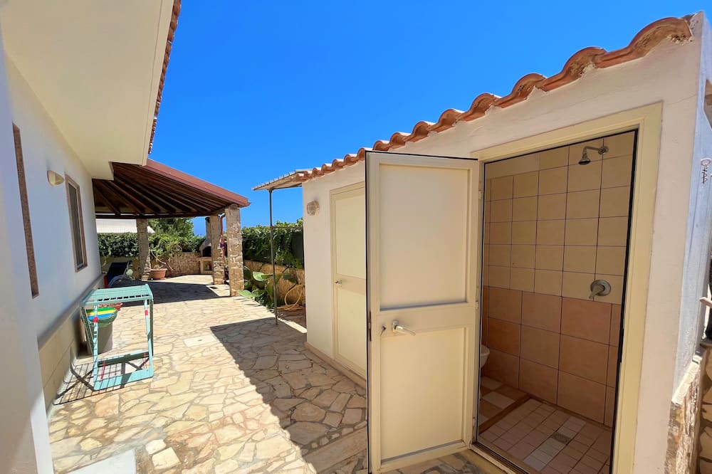 Photo of Patio Balcony in Reitani