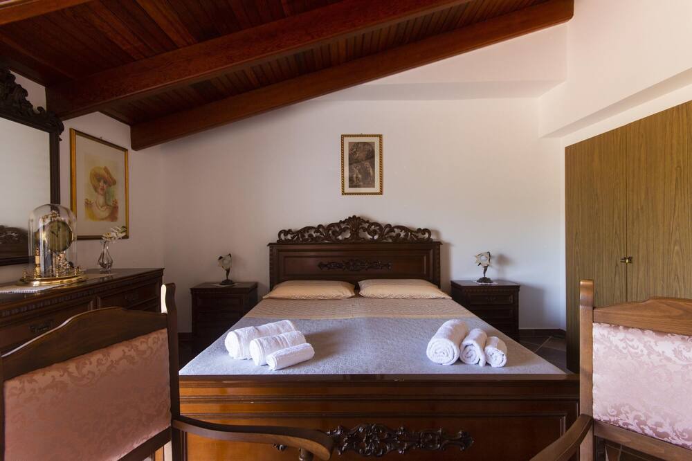 Photo of Bedroom in Savoca