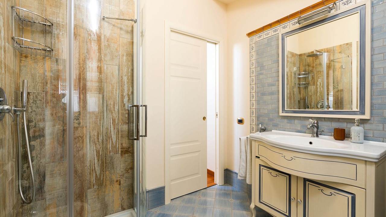 Photo of Bathroom in Paceco