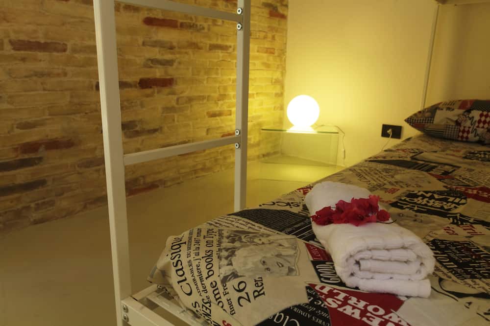 Photo of Bedroom in Torre Colonna-sperone
