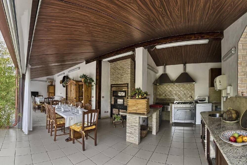 Photo of Others in Casa Papa