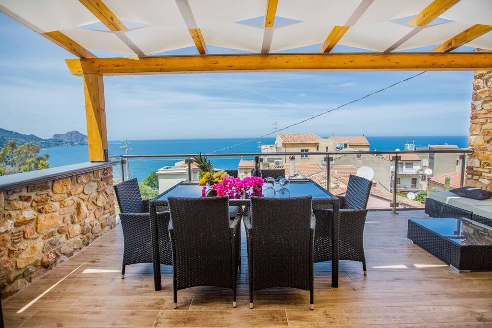 Photo of Patio Balcony in Sant'Ambrogio
