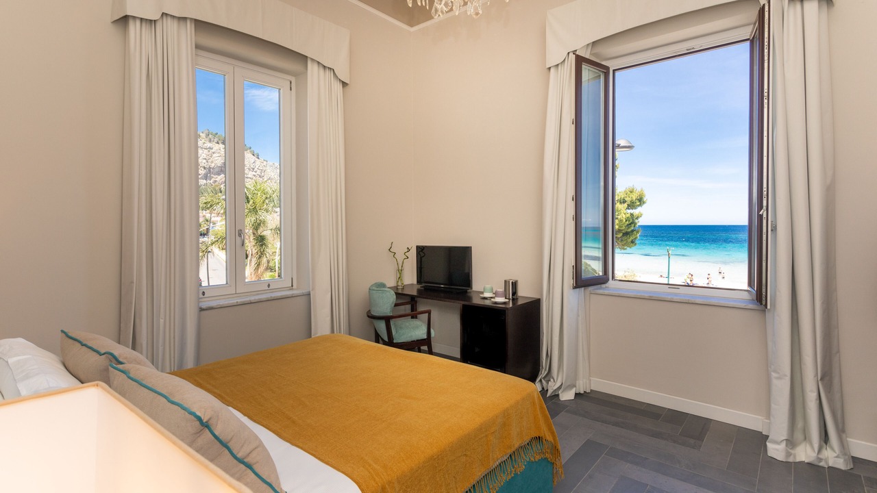Photo of Bedroom in Mondello