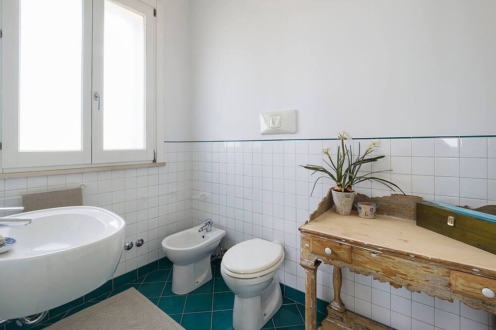 Photo of Bathroom in Augusta