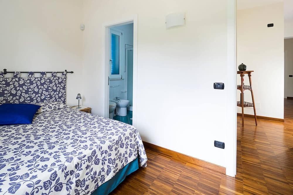 Photo of Bedroom in Augusta