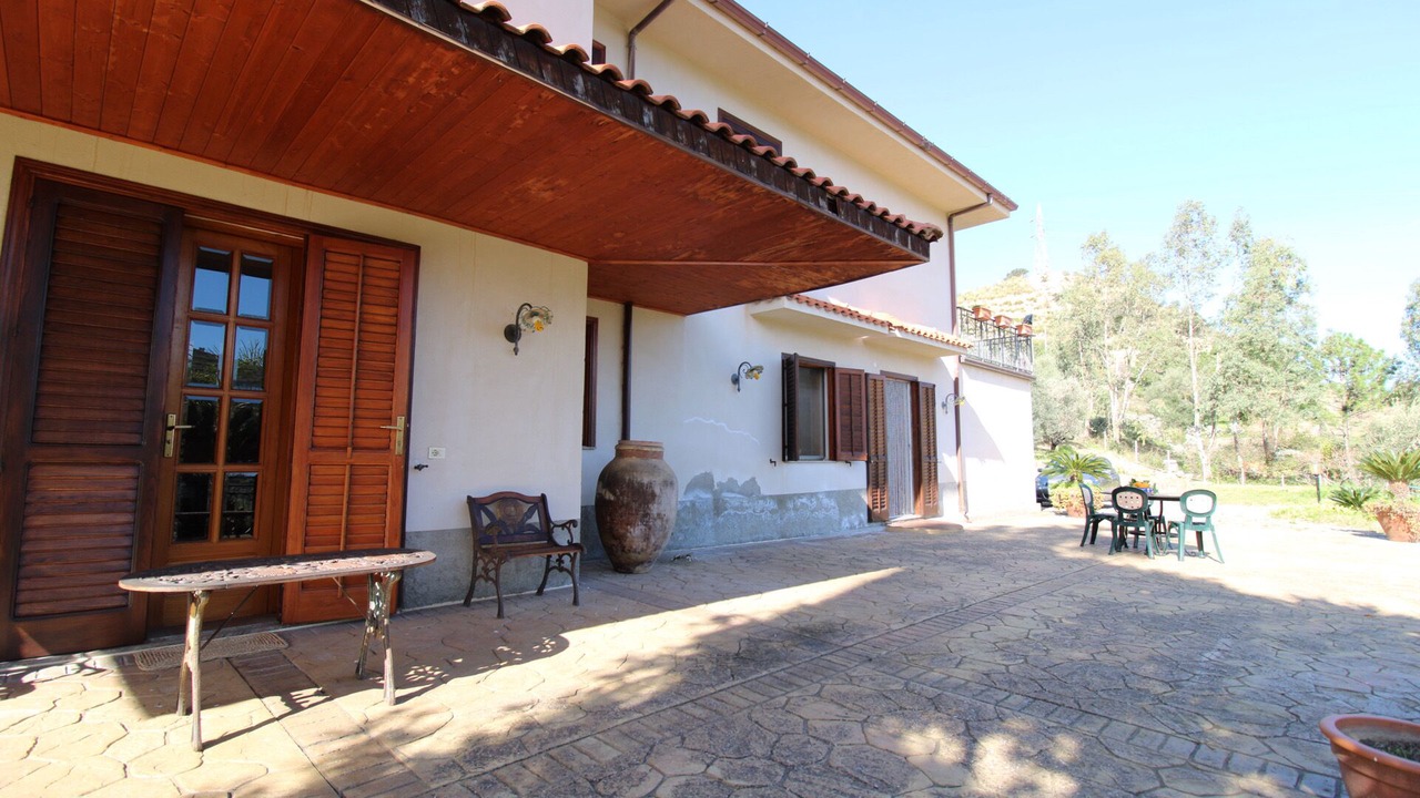 Photo of Patio Balcony in Santo Stefano di Camastra