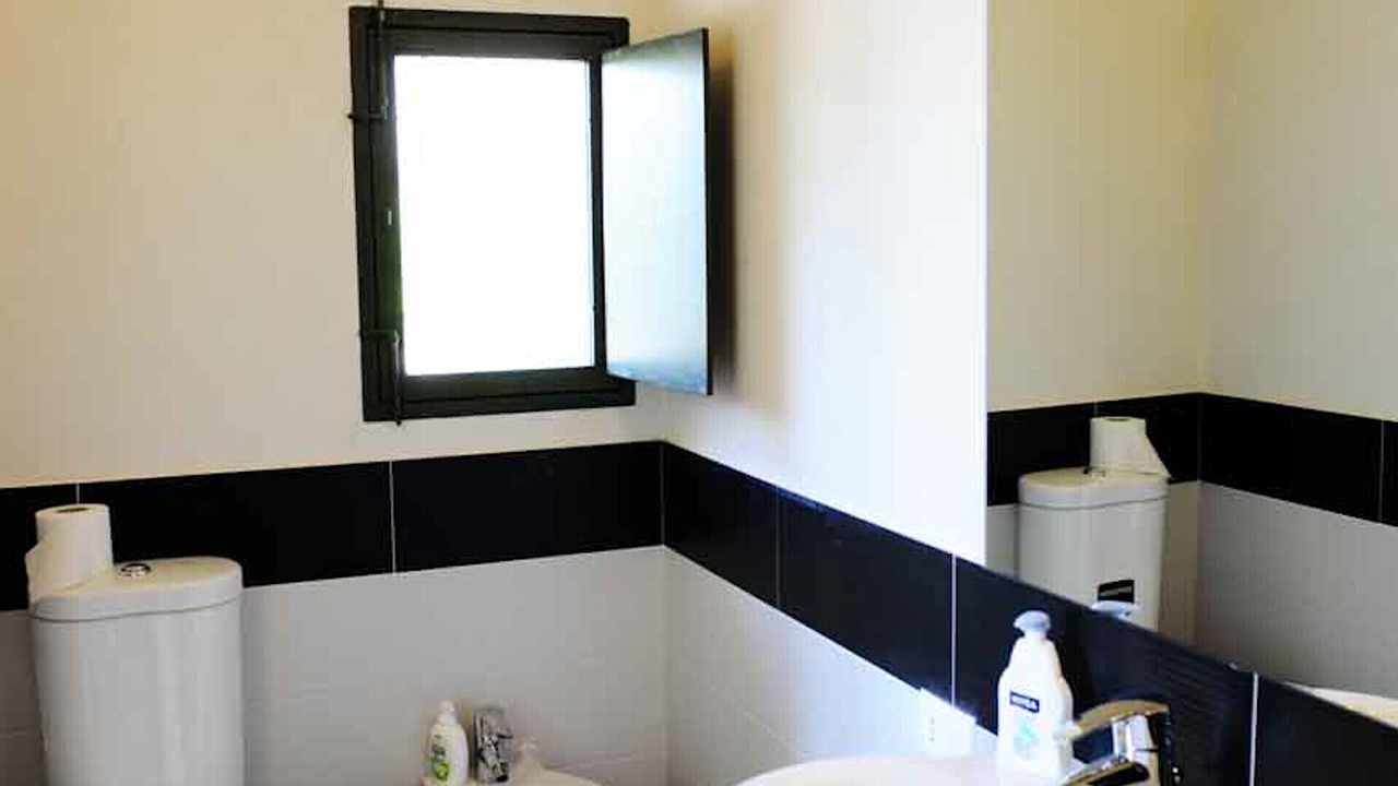 Photo of Bathroom in Avola