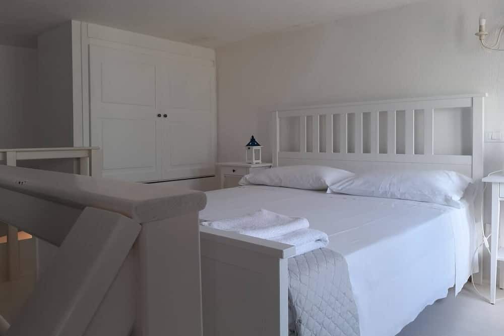 Photo of Bedroom in Santa Marina Salina
