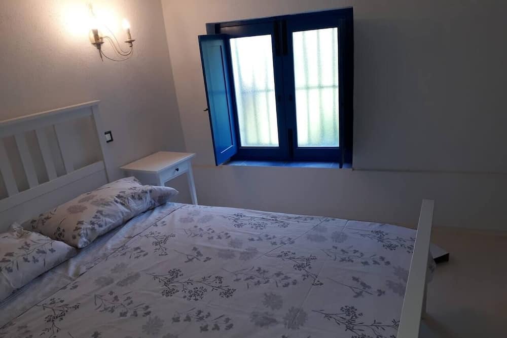 Photo of Bedroom in Santa Marina Salina