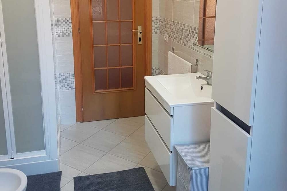 Photo of Bathroom in Isola